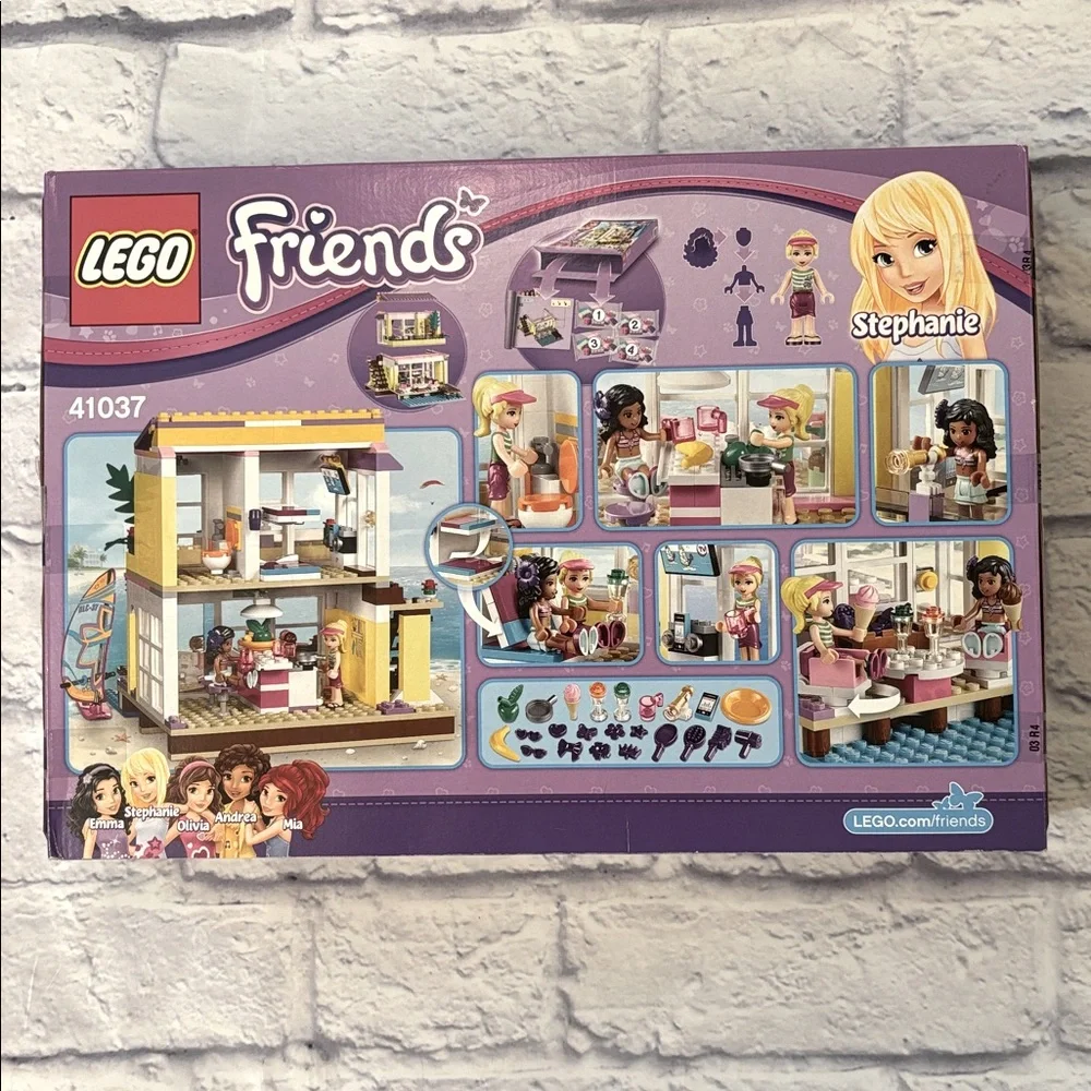 LEGO Friends 41037 Stephanie’s Beach House Retired Set 369 Pieces NIB New Sealed